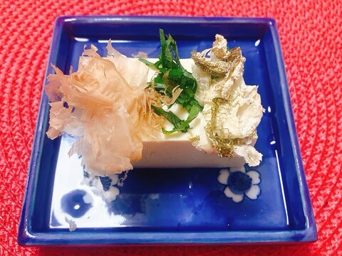 とろろ昆布冷奴